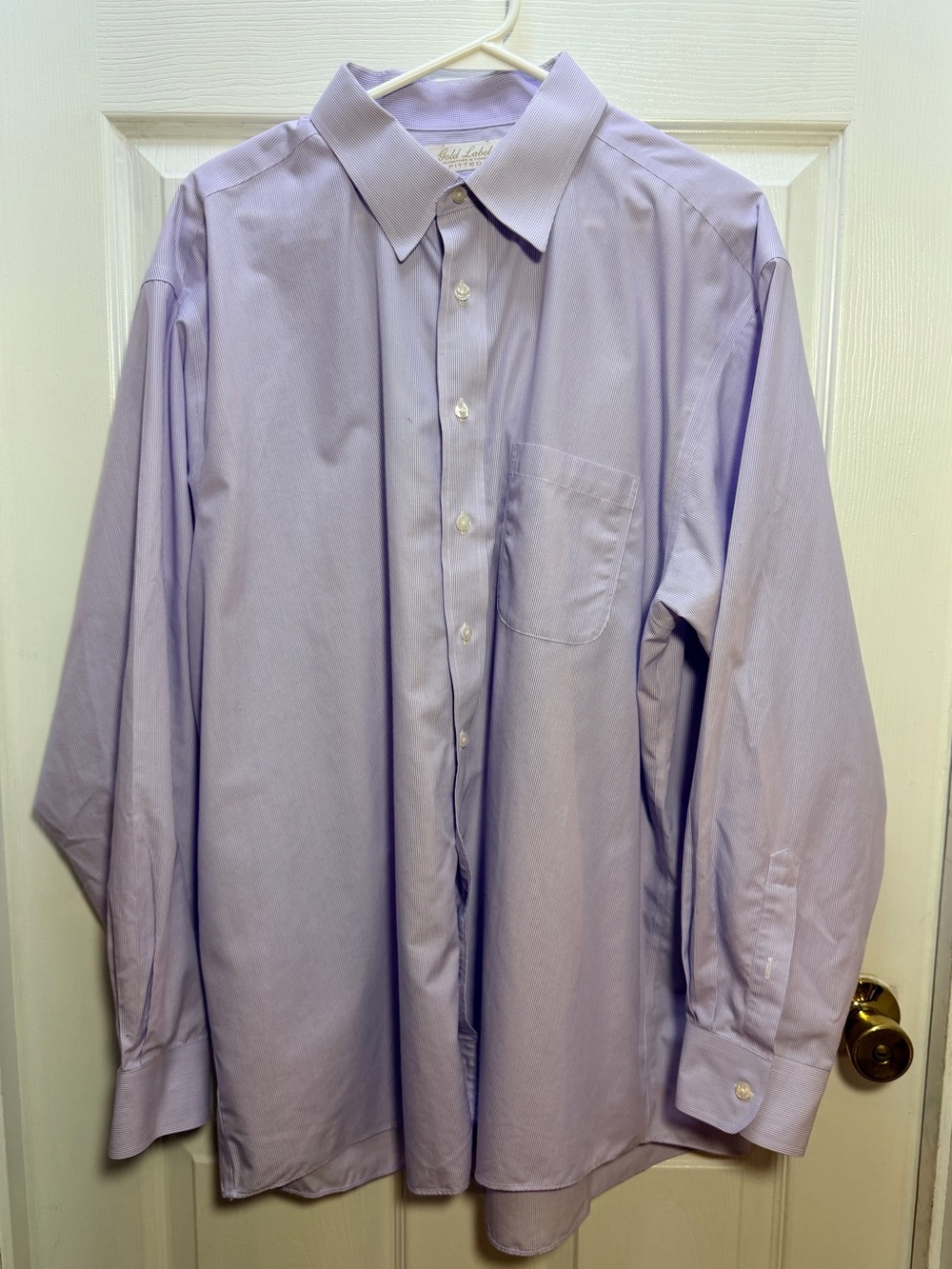Roundtree & Yorke Light Lavender Stripe Button-Down Dress Shirt